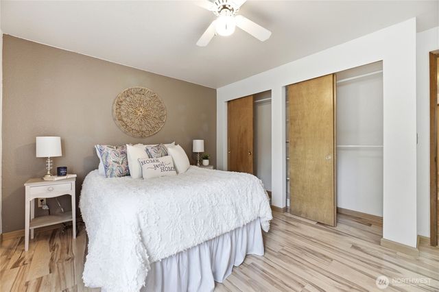 8324 Lake Forest Drive SE, Olympia, WA 98503