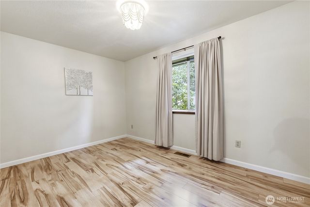8324 Lake Forest Drive SE, Olympia, WA 98503