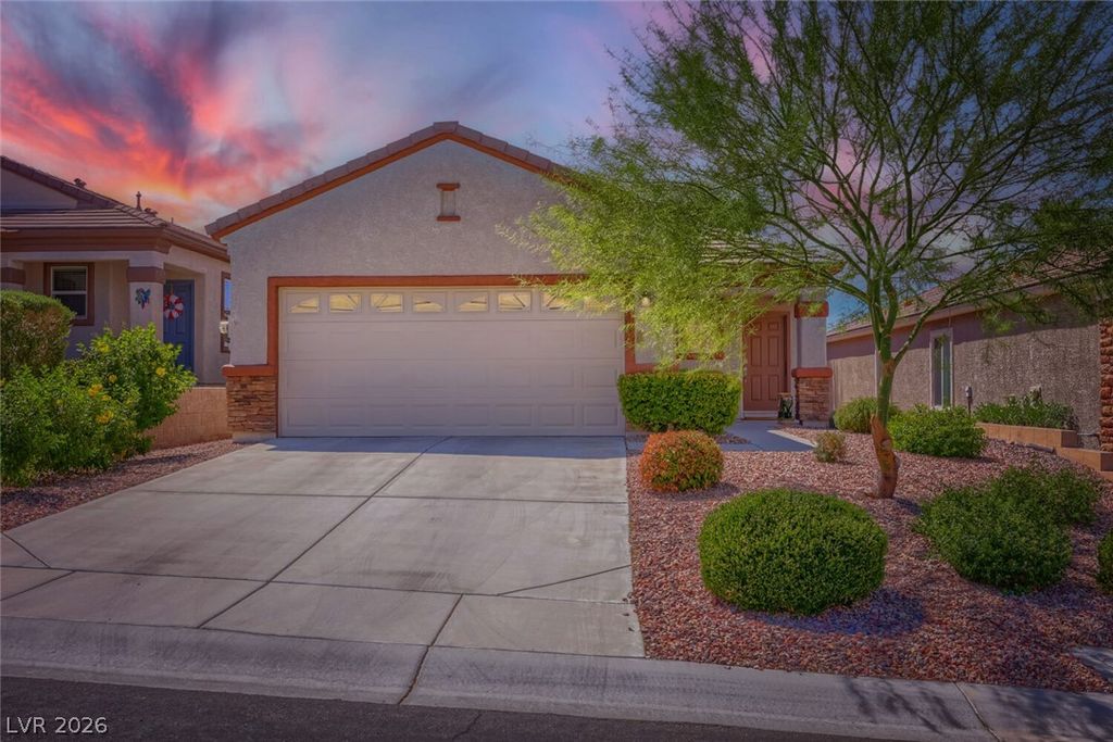 2347 Tranquil Moon Street, Henderson, NV 89044 — exterior