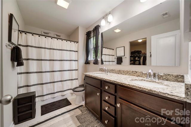 8122 Mossy Rock Road, Waxhaw, NC 28173