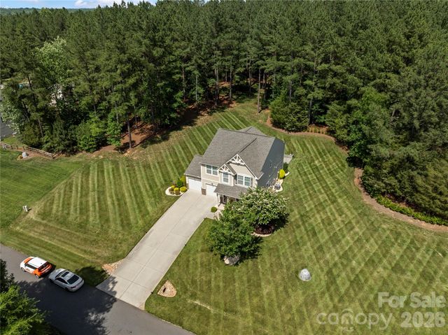 8122 Mossy Rock Road, Waxhaw, NC 28173