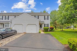 2400 DOGLEG DRIVE, Warrington, PA 18976