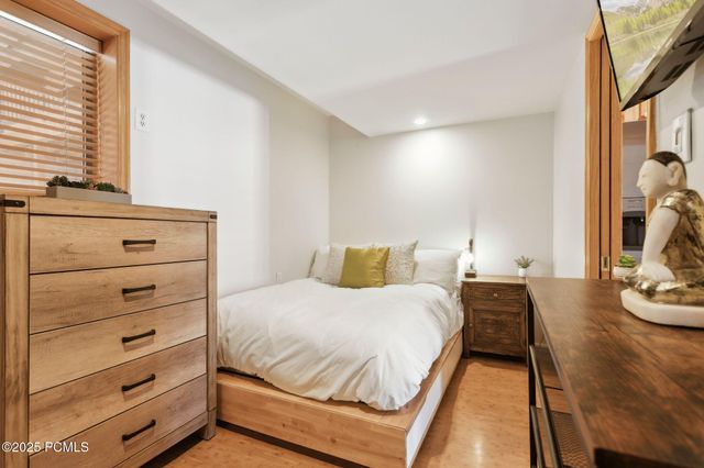 470 Woodside Avenue 10, Park City, UT 84060