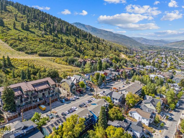 470 Woodside Avenue 10, Park City, UT 84060
