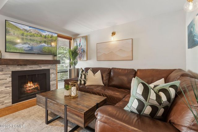 470 Woodside Avenue 10, Park City, UT 84060
