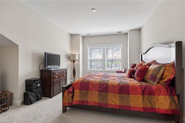 4743 Mahogany RN, Chesapeake, VA 23321