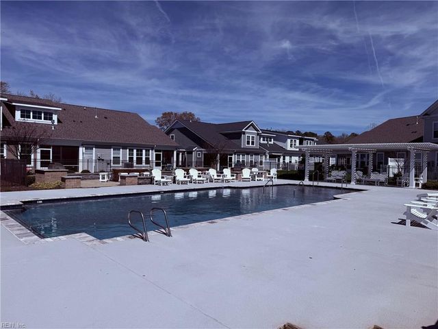 4743 Mahogany RN, Chesapeake, VA 23321