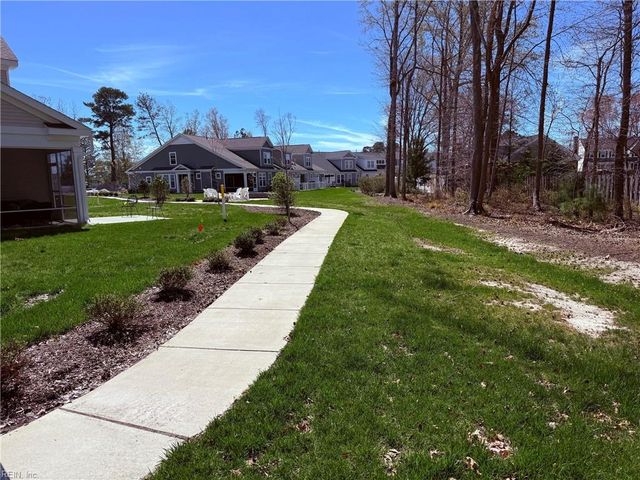 4743 Mahogany RN, Chesapeake, VA 23321