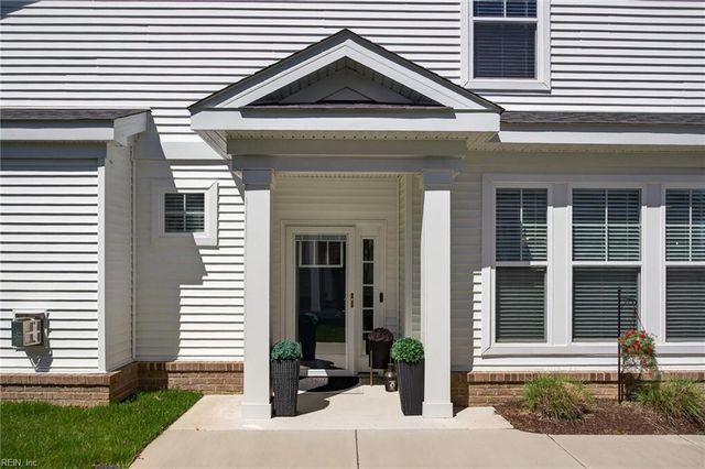 4743 Mahogany RN, Chesapeake, VA 23321