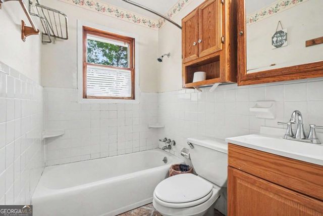 3944 Fairburn Road, Douglasville, GA 30135