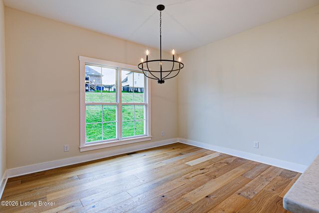 6007 Brentwood Dr, Crestwood, KY 40014