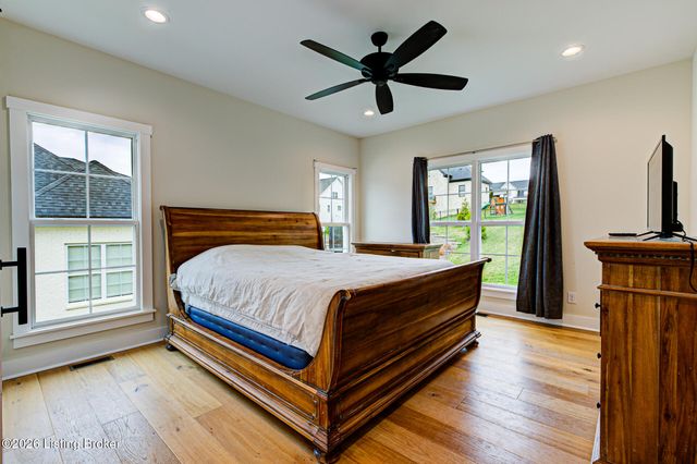 6007 Brentwood Dr, Crestwood, KY 40014
