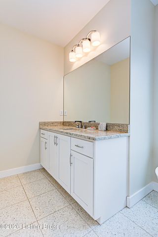 6007 Brentwood Dr, Crestwood, KY 40014