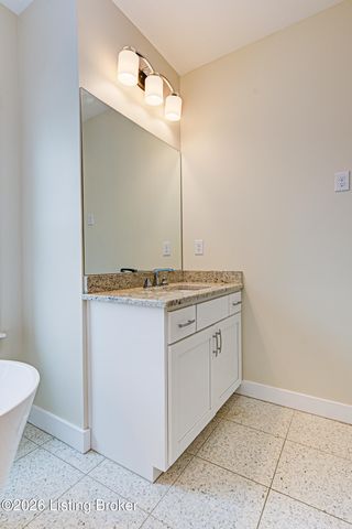 6007 Brentwood Dr, Crestwood, KY 40014