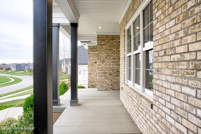 6007 Brentwood Dr, Crestwood, KY 40014