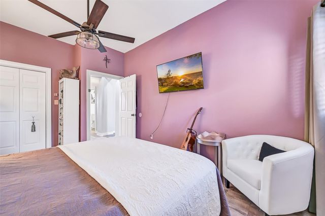 1820 Market Street 2, Galveston, TX 77550