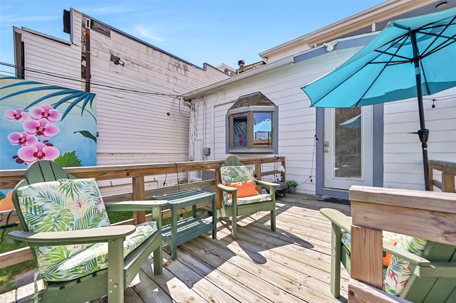 1820 Market Street 2, Galveston, TX 77550