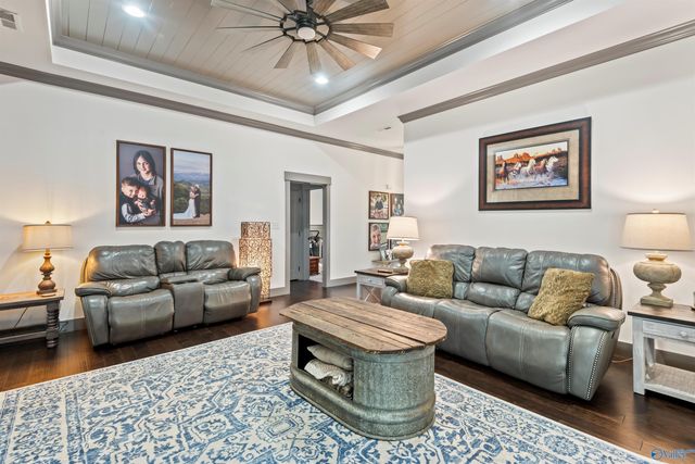 68 Pierce Road, Albertville, AL 35951