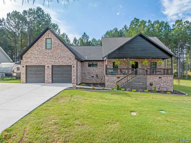 68 Pierce Road, Albertville, AL 35951