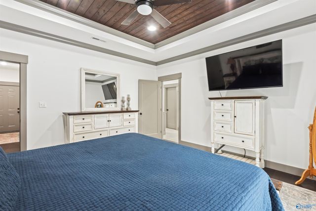 68 Pierce Road, Albertville, AL 35951