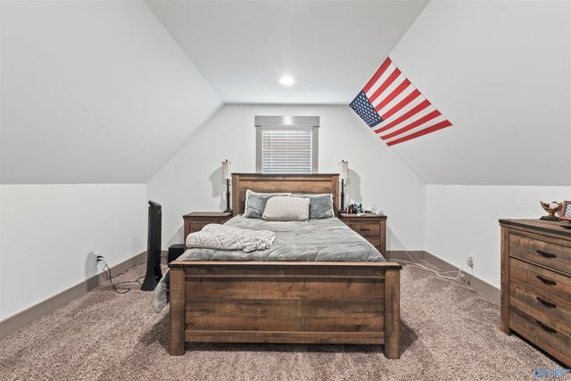 68 Pierce Road, Albertville, AL 35951