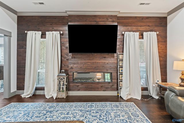 68 Pierce Road, Albertville, AL 35951