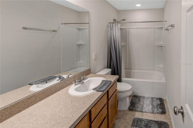 8811 ASHLAND AVENUE, Polk City, FL 33868