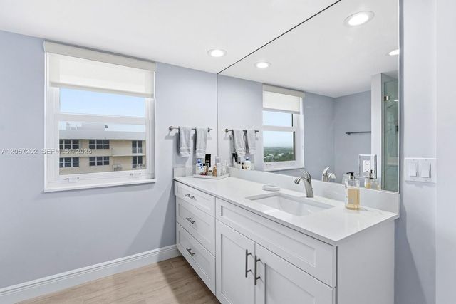 500 Ocean Drive E12A, Juno Beach, FL 33408