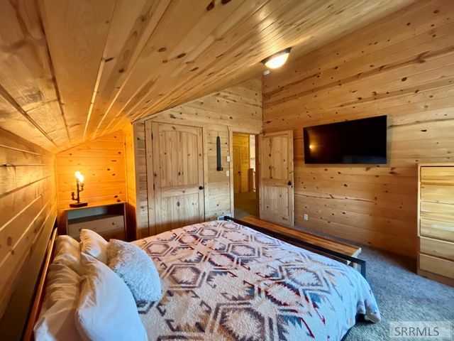 3797 Taylor Mountain Drive, Island Park, ID 83429