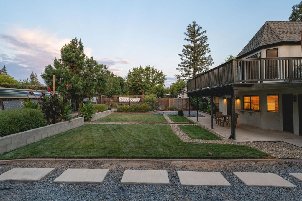 Image 43 of property listing at 578 E Everglade Avenue, Fresno, CA 93720