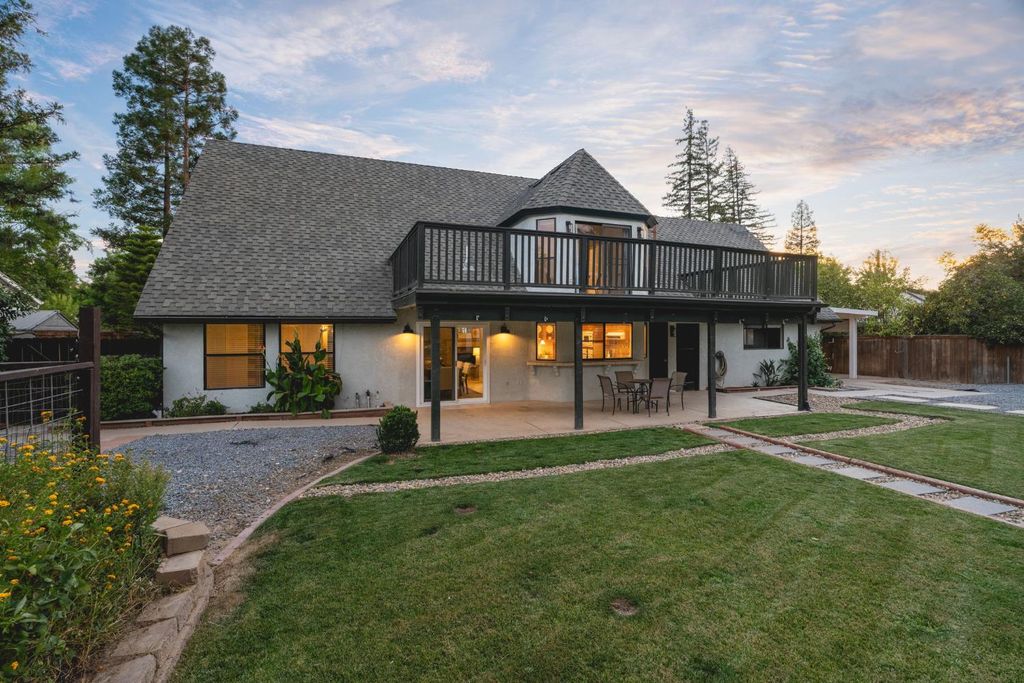 Image 47 of property listing at 578 E Everglade Avenue, Fresno, CA 93720