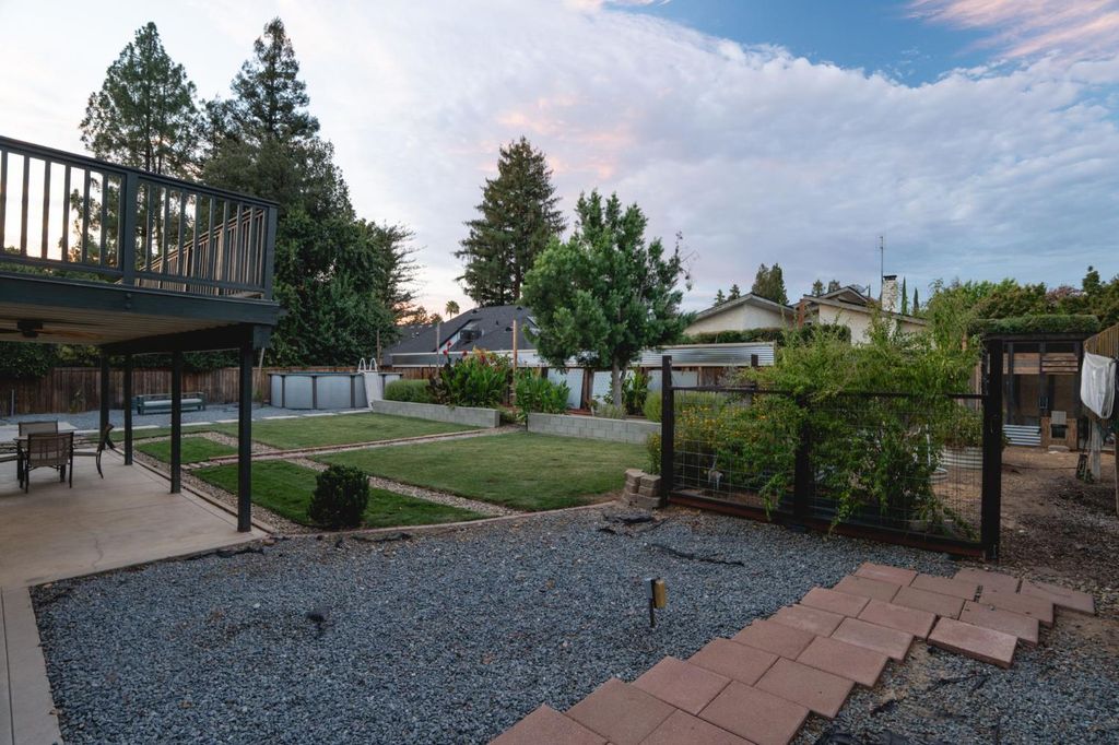 Image 48 of property listing at 578 E Everglade Avenue, Fresno, CA 93720