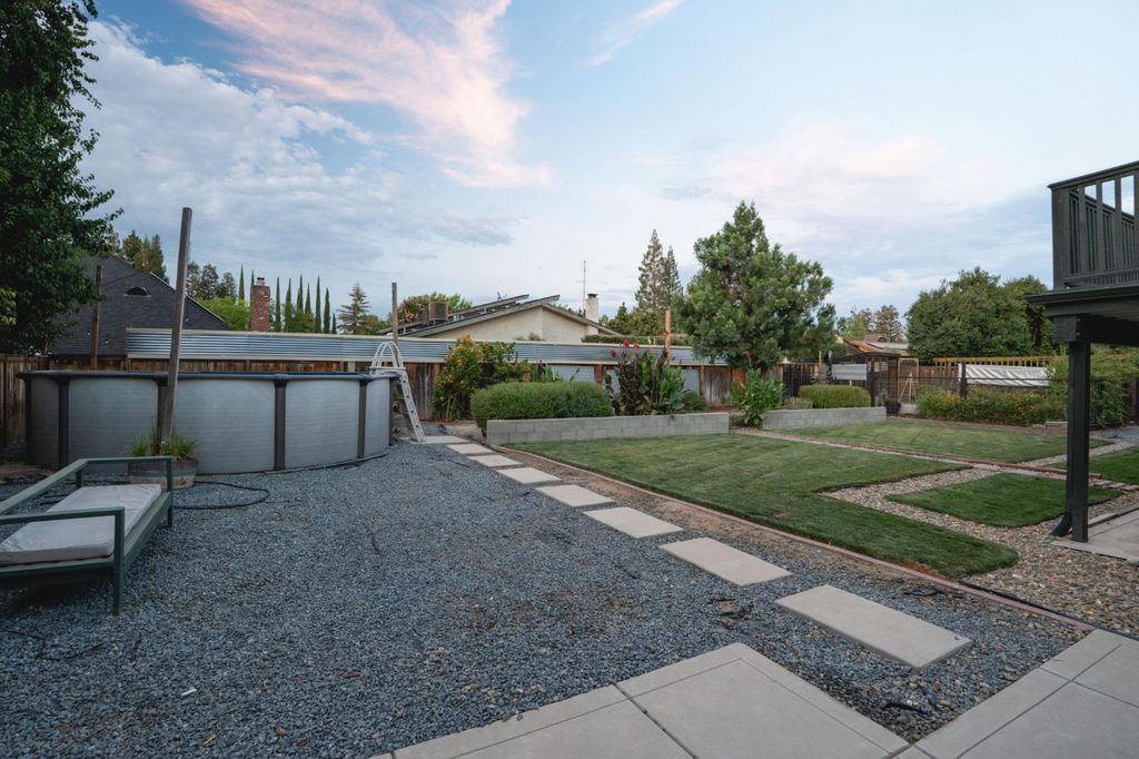 Image 51 of property listing at 578 E Everglade Avenue, Fresno, CA 93720