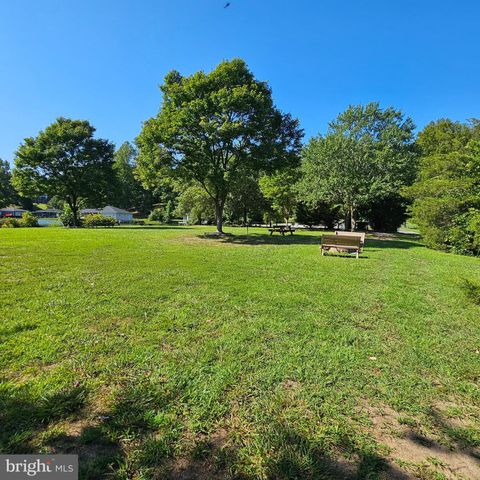 6200 BILLS RD, Mineral, VA 23117