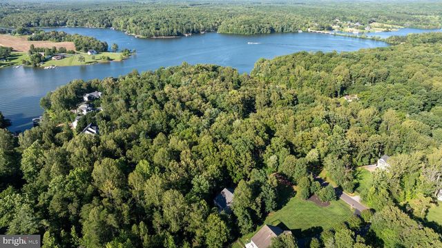 6200 BILLS RD, Mineral, VA 23117