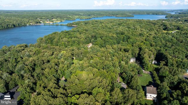 6200 BILLS RD, Mineral, VA 23117