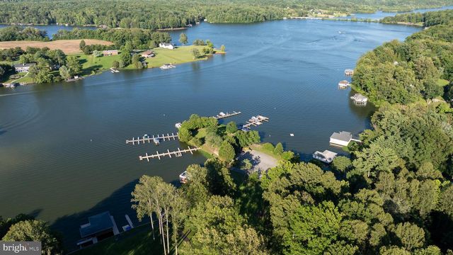 6200 BILLS RD, Mineral, VA 23117