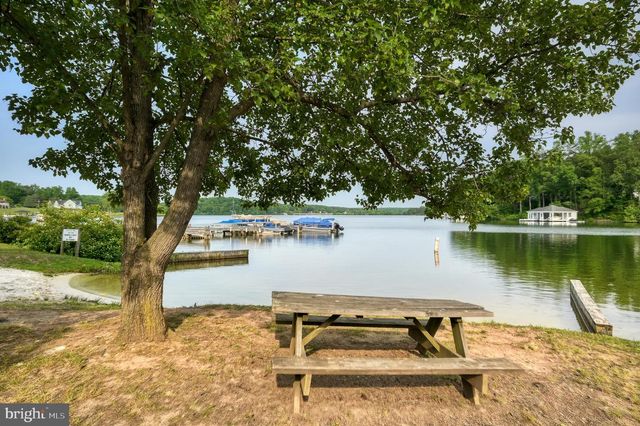 6200 BILLS RD, Mineral, VA 23117