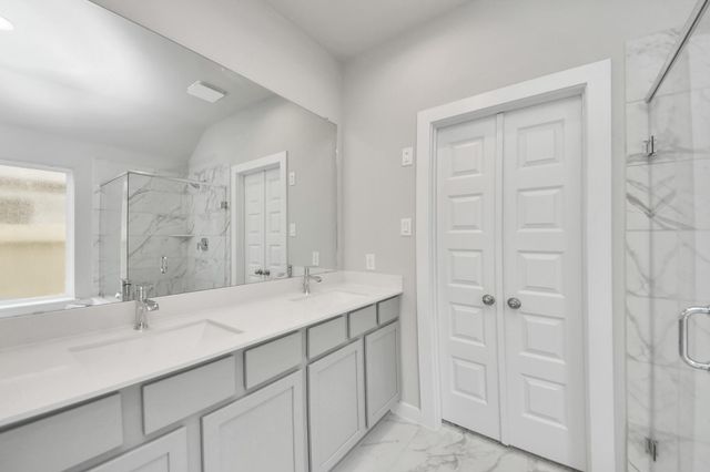 11719 Leafy Laurel Drive, Houston, TX 77066