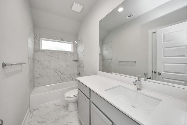 11719 Leafy Laurel Drive, Houston, TX 77066