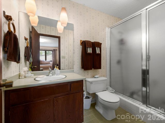 343 White Pine Drive, Fletcher, NC 28732