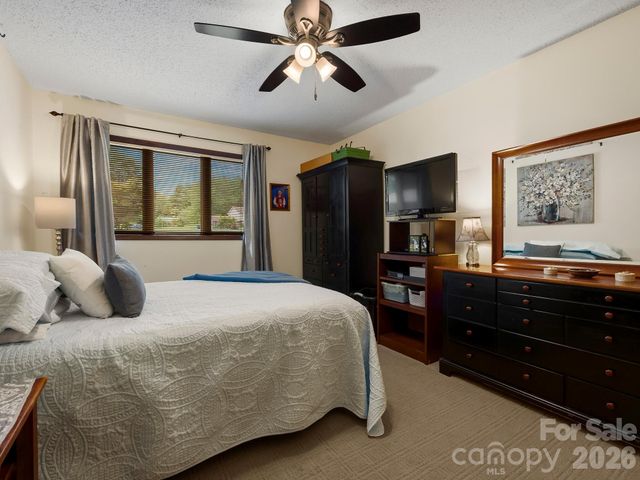 343 White Pine Drive, Fletcher, NC 28732