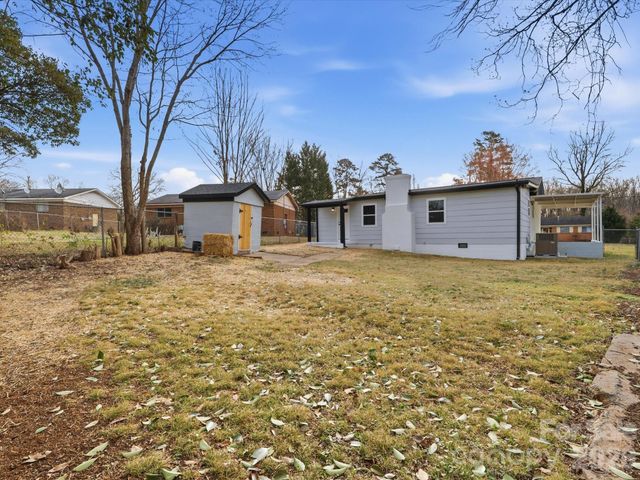 9243 Edgevale Drive, Charlotte, NC 28216