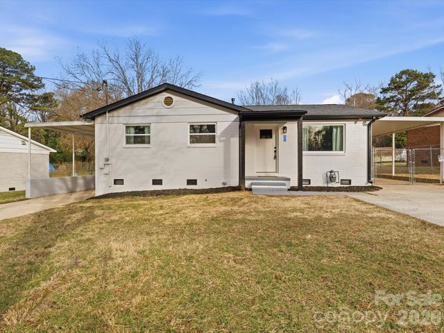 9243 Edgevale Drive, Charlotte, NC 28216