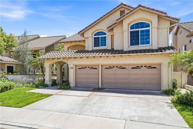 24 Calabria, Lake Forest, CA 92610