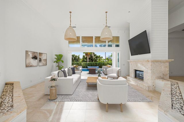 2925 SE Dune Drive, Stuart, FL 34996