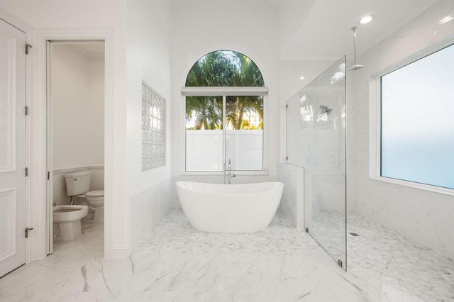 2925 SE Dune Drive, Stuart, FL 34996