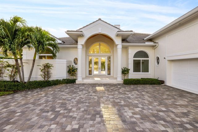 2925 SE Dune Drive, Stuart, FL 34996