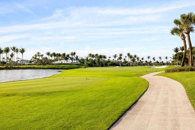 2925 SE Dune Drive, Stuart, FL 34996