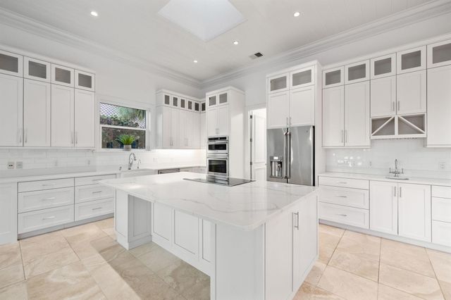 2925 SE Dune Drive, Stuart, FL 34996